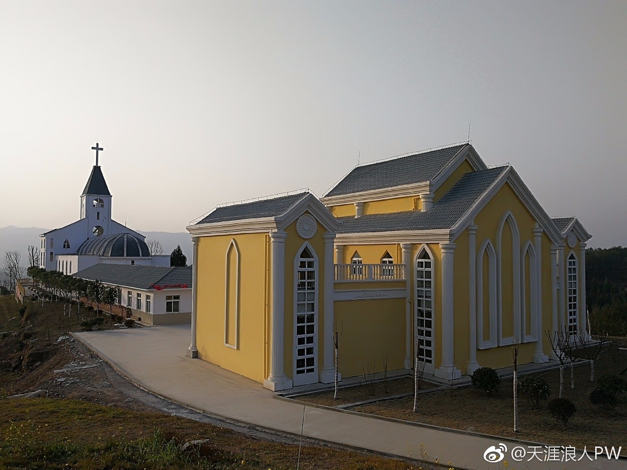 广元小寺山天主教堂