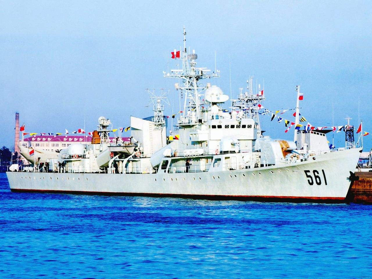 4年36艘,吨位才14000吨性能却不俗