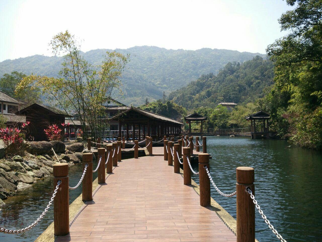 揭阳最美的瀑布群, 被誉为"岭南第一瀑", 这里四季如春!