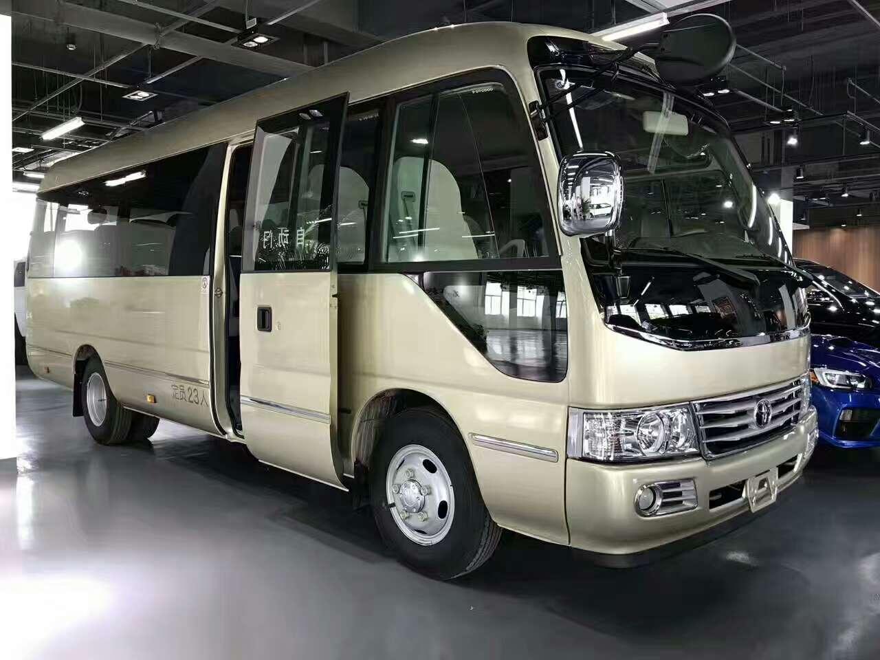 丰田考斯特14座16座行政版推心置腹-新浪汽车
