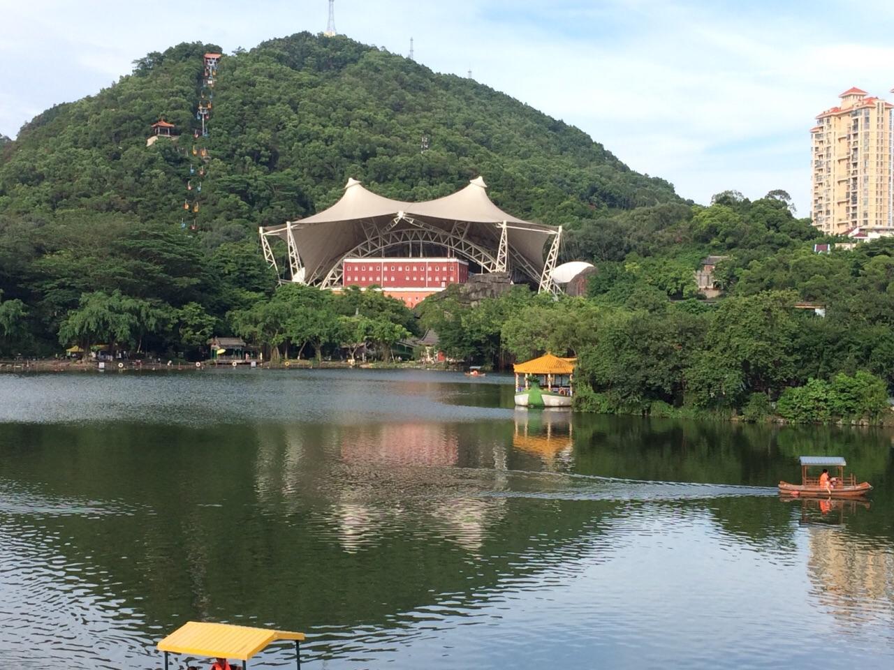 石景山索道坐落于珠海市中心,著名的景山公园内,珠海三新索道有限公司