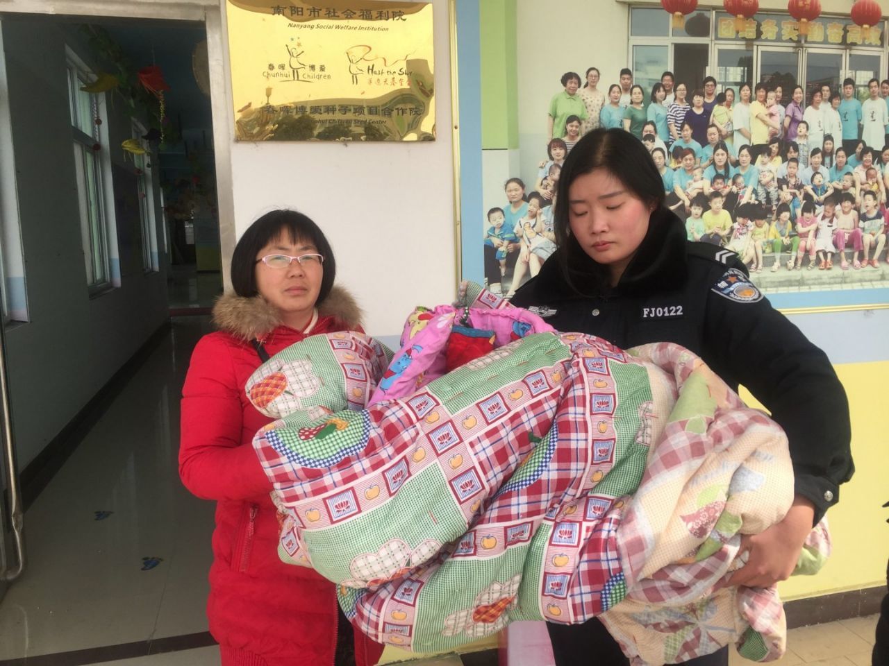 谢庄民警爱心救助弃婴 阳光洒满人间