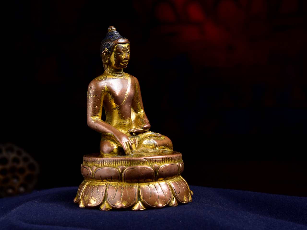 一尊佛陀像,带你来到千年前的李查维王朝