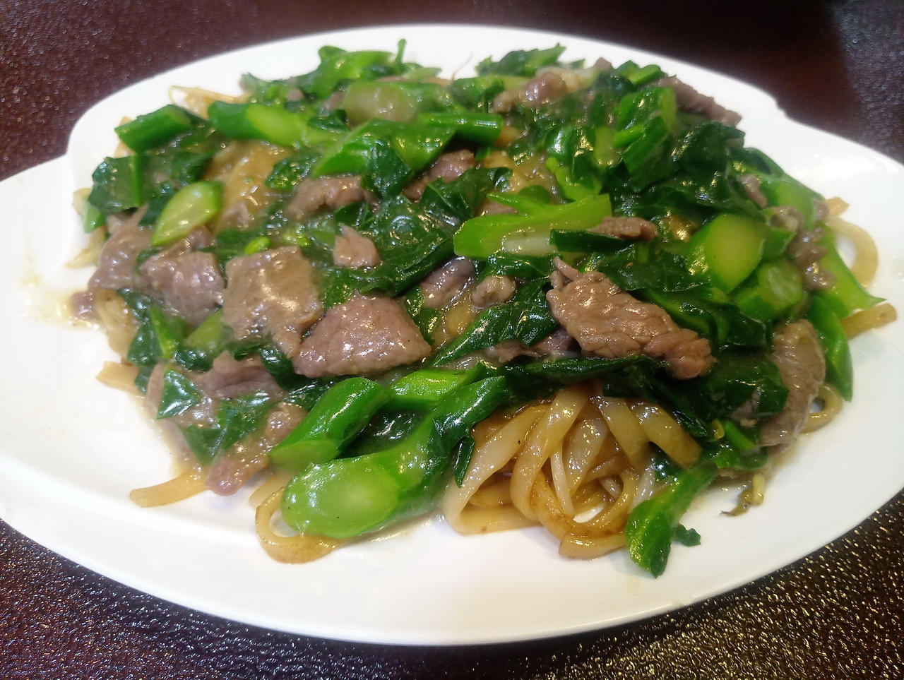 深夜放毒,潮州牛肉店,牛肉湿炒粿条,牛丸汤,牛肉粿条汤.