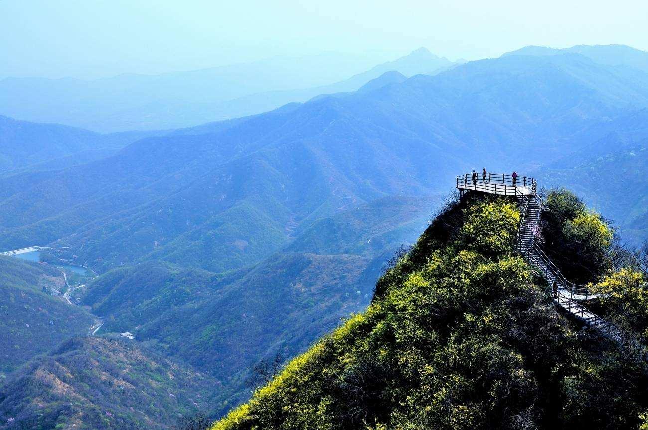 七峰山, 七峰罗列, 摩天最高, 层峦叠嶂, 气势壮观