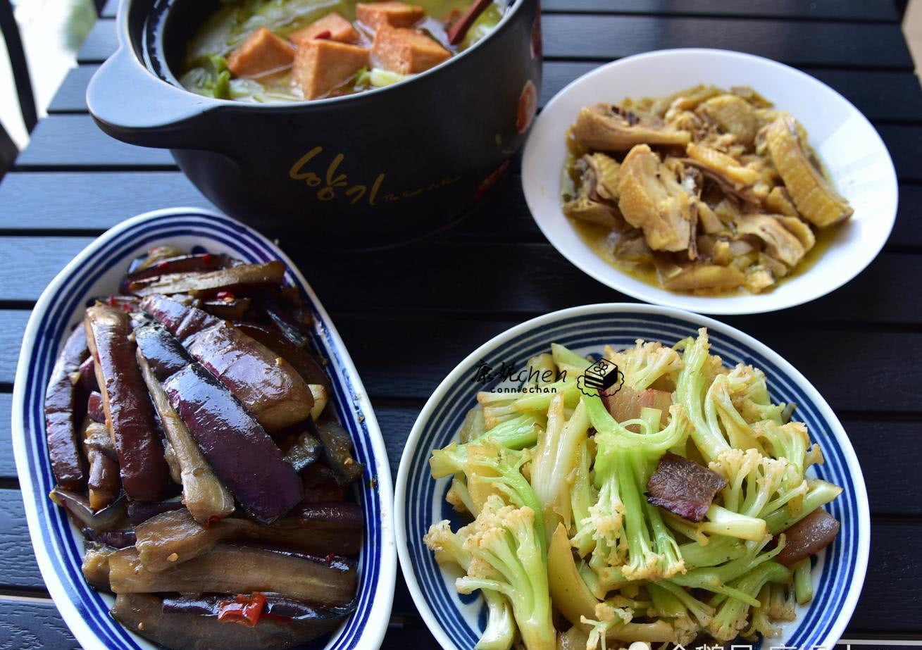 花了不足50元,做了三菜一汤,家常便饭,一家人在家吃饭就是好!