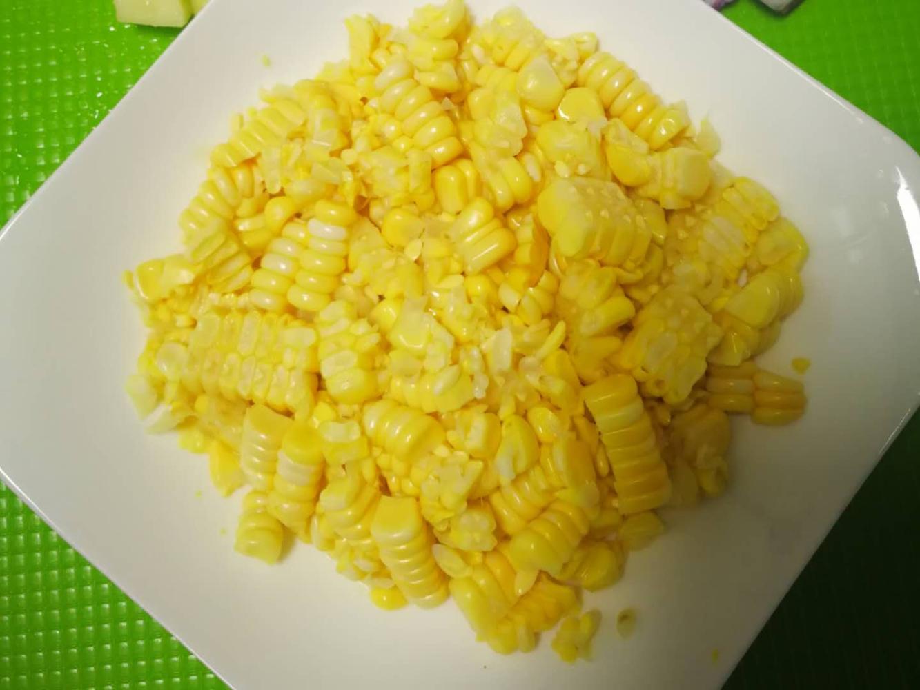 给女儿做了玉米浓汤, 她说: 妈妈, 比比胜客的还要好吃, 我还要吃