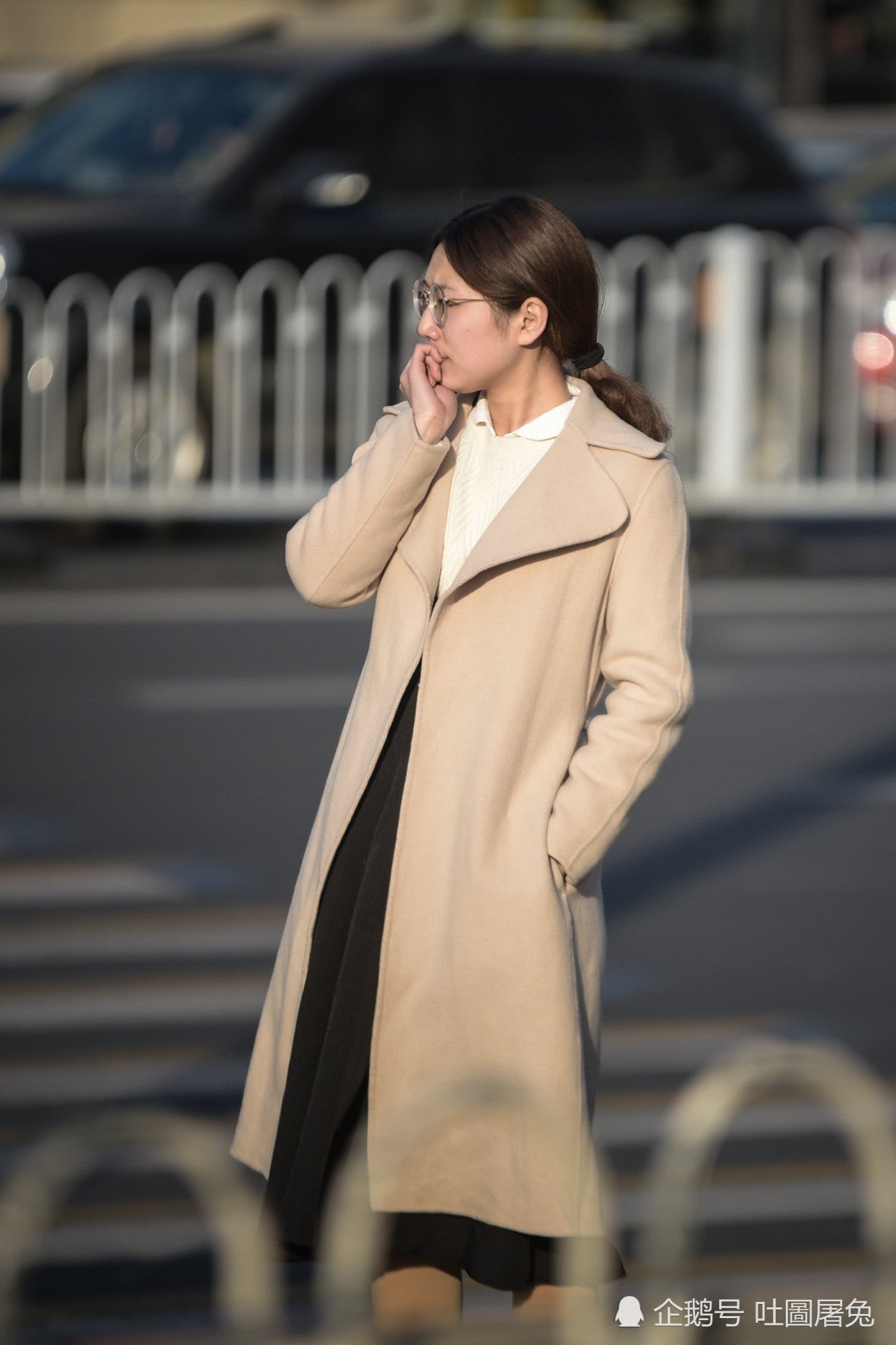 滨江道美女扎堆过节 男友作陪|滨江道|美女|天津_新浪新闻