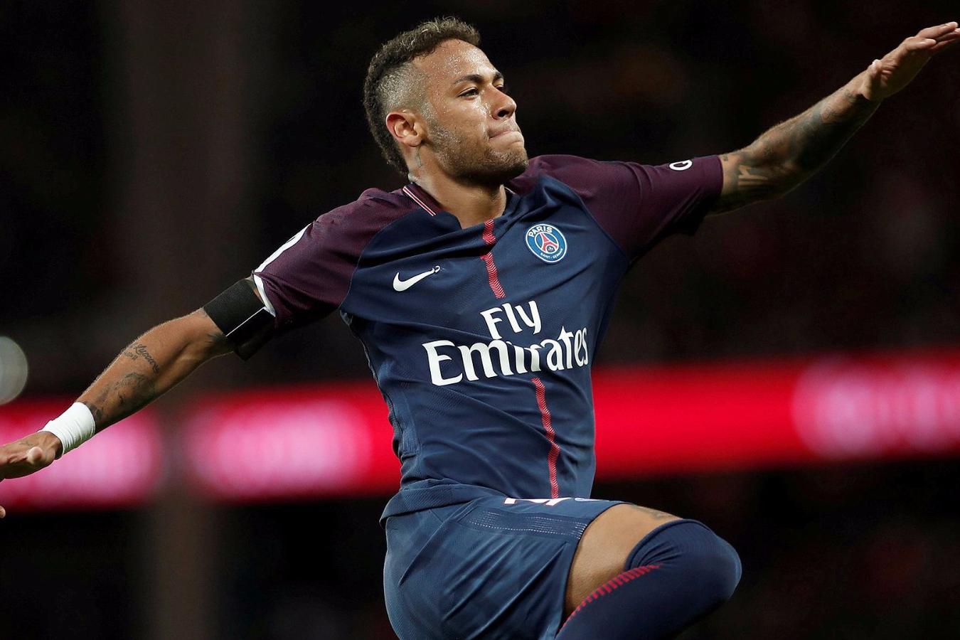 王者打青铜,这就是看内马尔过人时的感觉