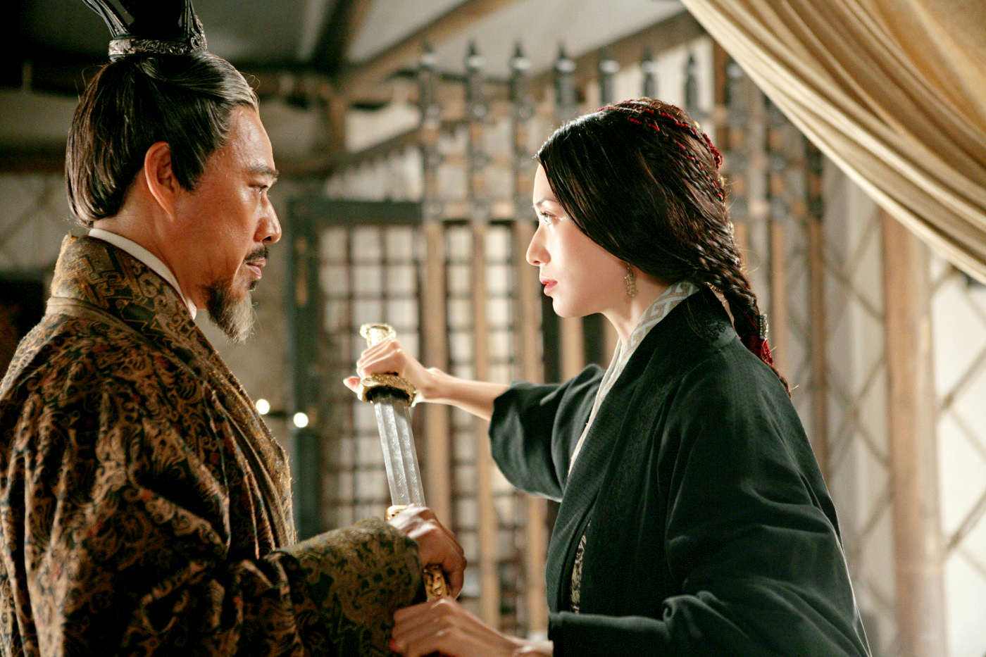 赤壁之战中,曹操身边的谋士为何集体失语?