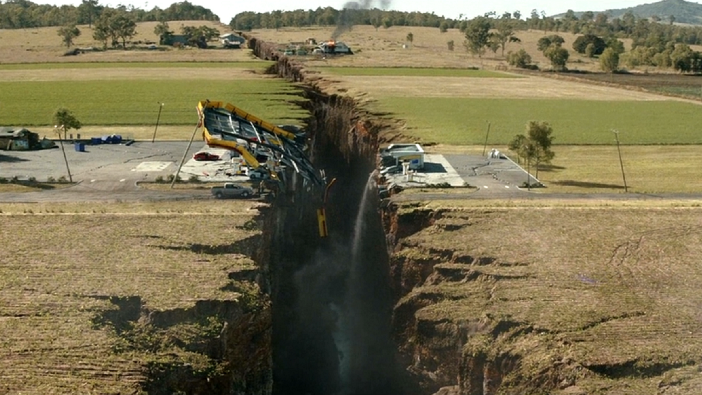 6级大地震,一条裂缝直接撕裂整个加州