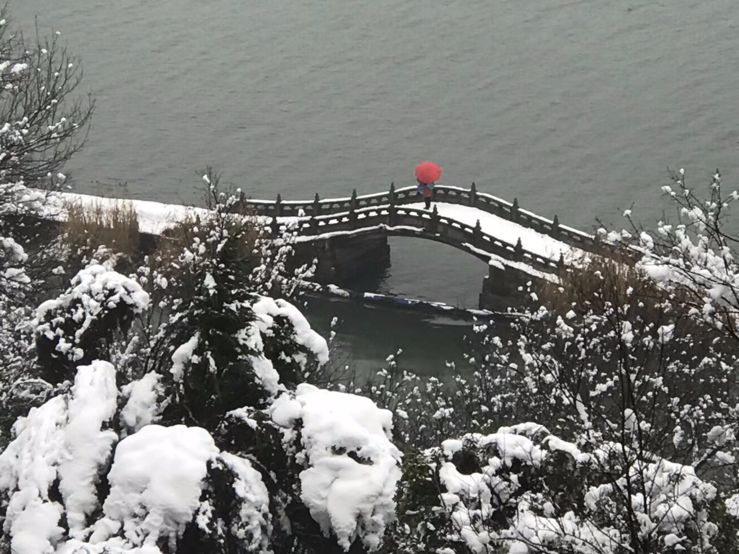 雪后的无锡鼋头渚长春桥银装素裹别样的美