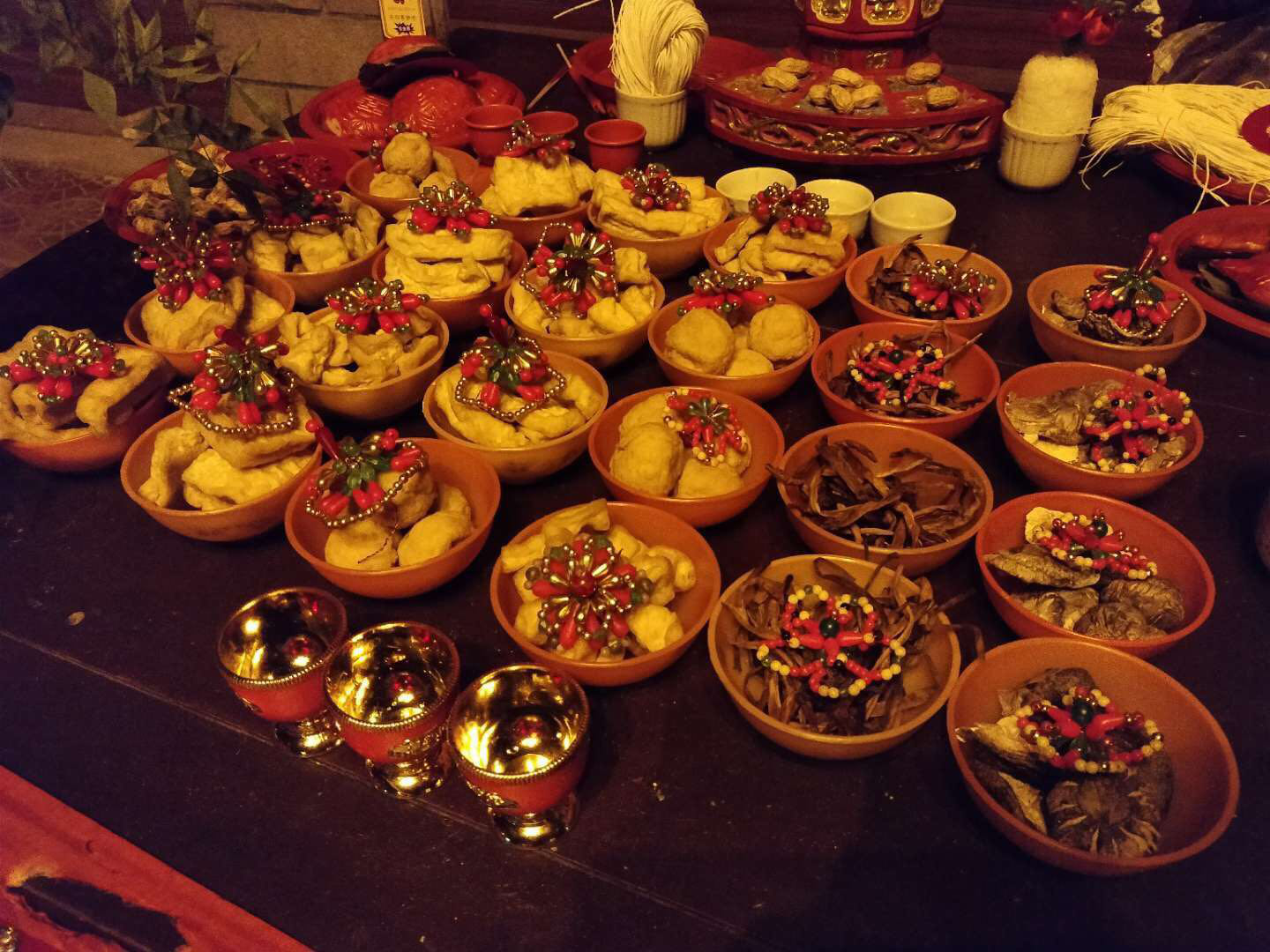 福建闽南过年习俗,豆腐,红粿,线面,茶,酒