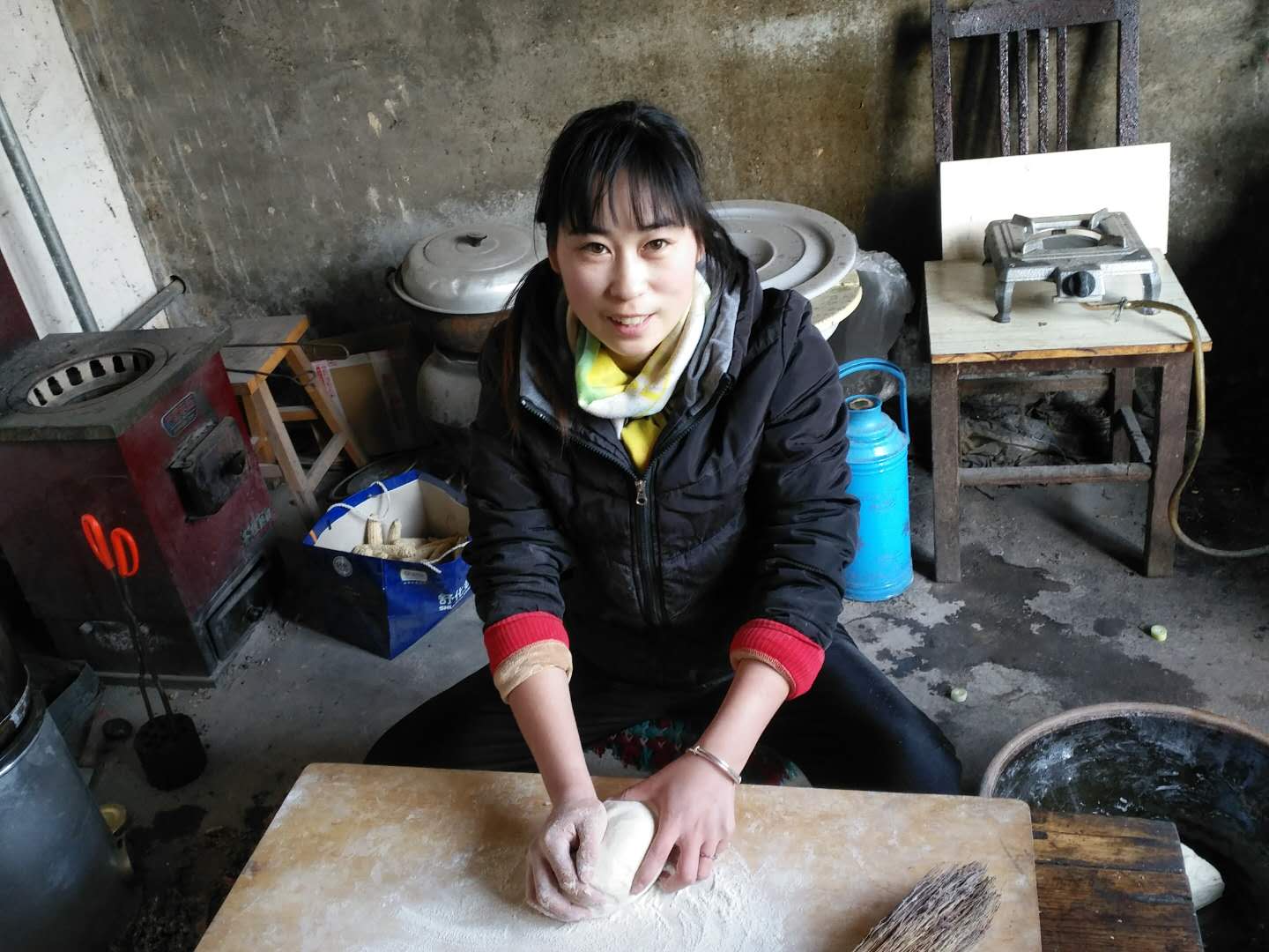 都说娶妻当娶方一勺,农村的这个小媳妇简直就是现实版"方一勺"