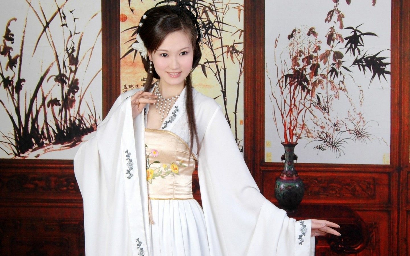 古代言情故事:碎影流年燕难还