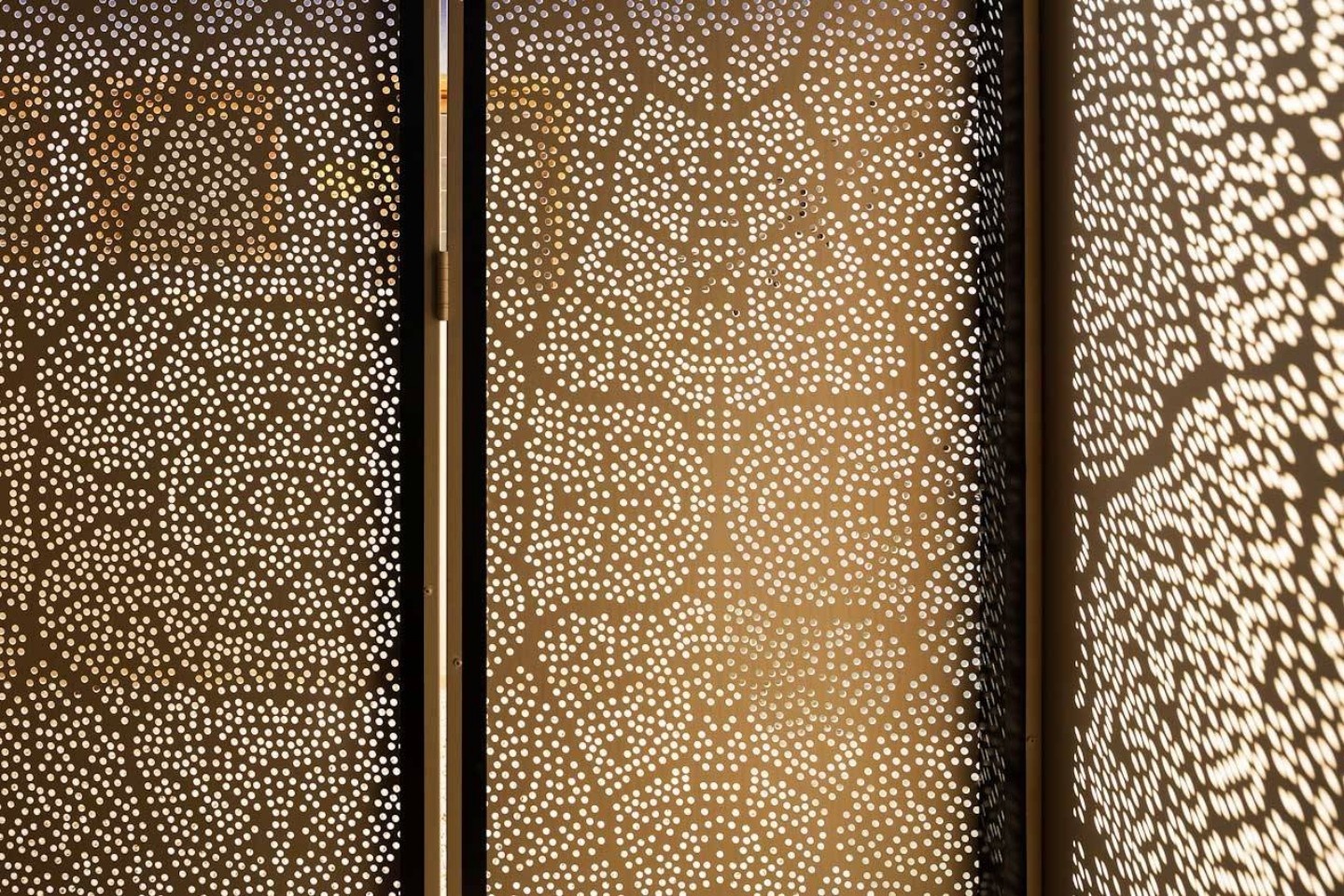 金属板穿孔 | 朦胧的美