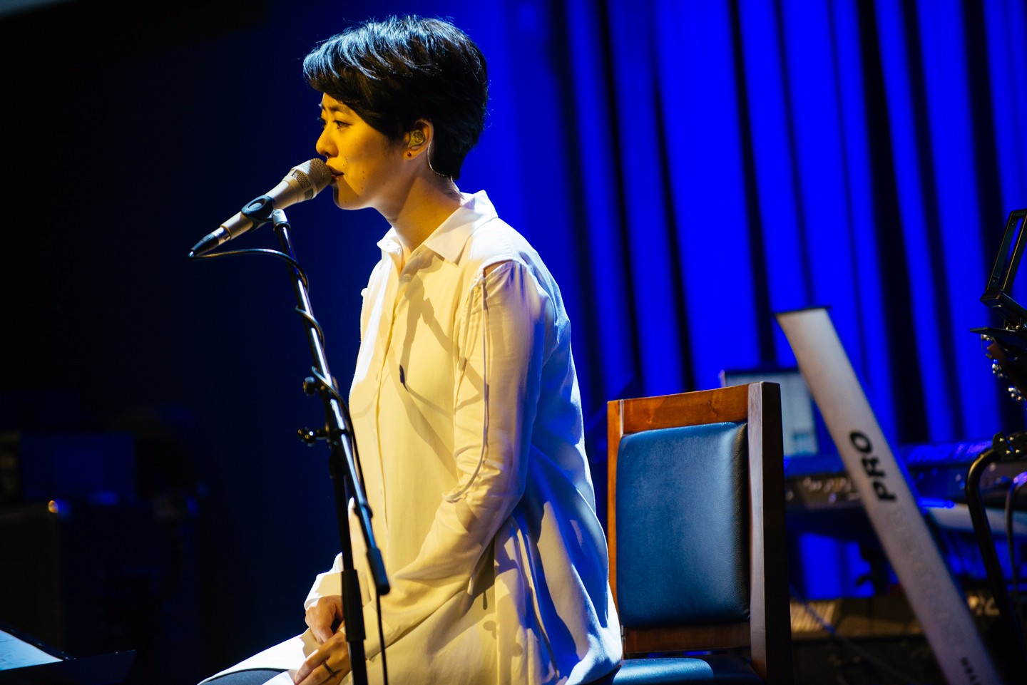 岑宁儿现场版单曲《你知道你自己是谁吗》,年终将至,回溯初心