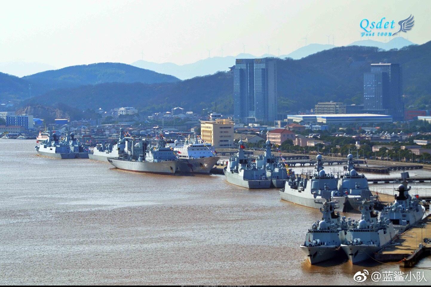 中国海军一个港口集结一国舰队还有11艘军舰正在印度洋