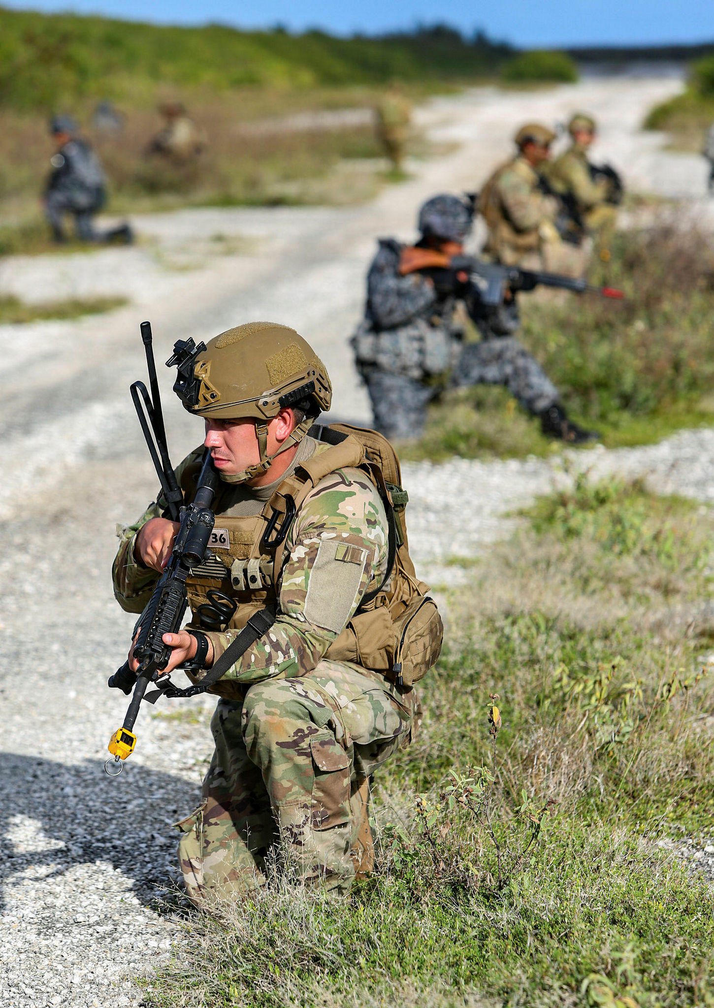 太平洋小岛多国演练《红海行动》 日本特种兵装备让人刮目相看