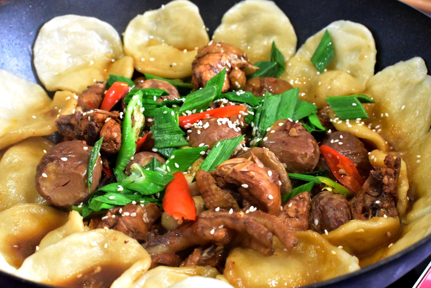 教你自己在家做地锅鸡, 汤汁浓郁, 色香味美, 一上桌就抢光