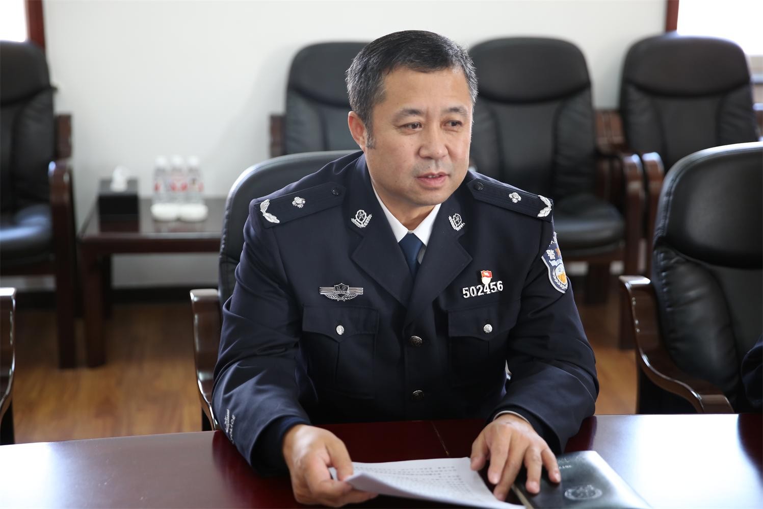 本溪县公安局警务保障室党支部组织学习十九大精神