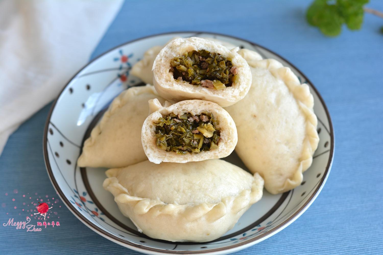 用这个腌咸菜太浪费了蒸一锅大包子你试试又鲜又嫩还自带甜