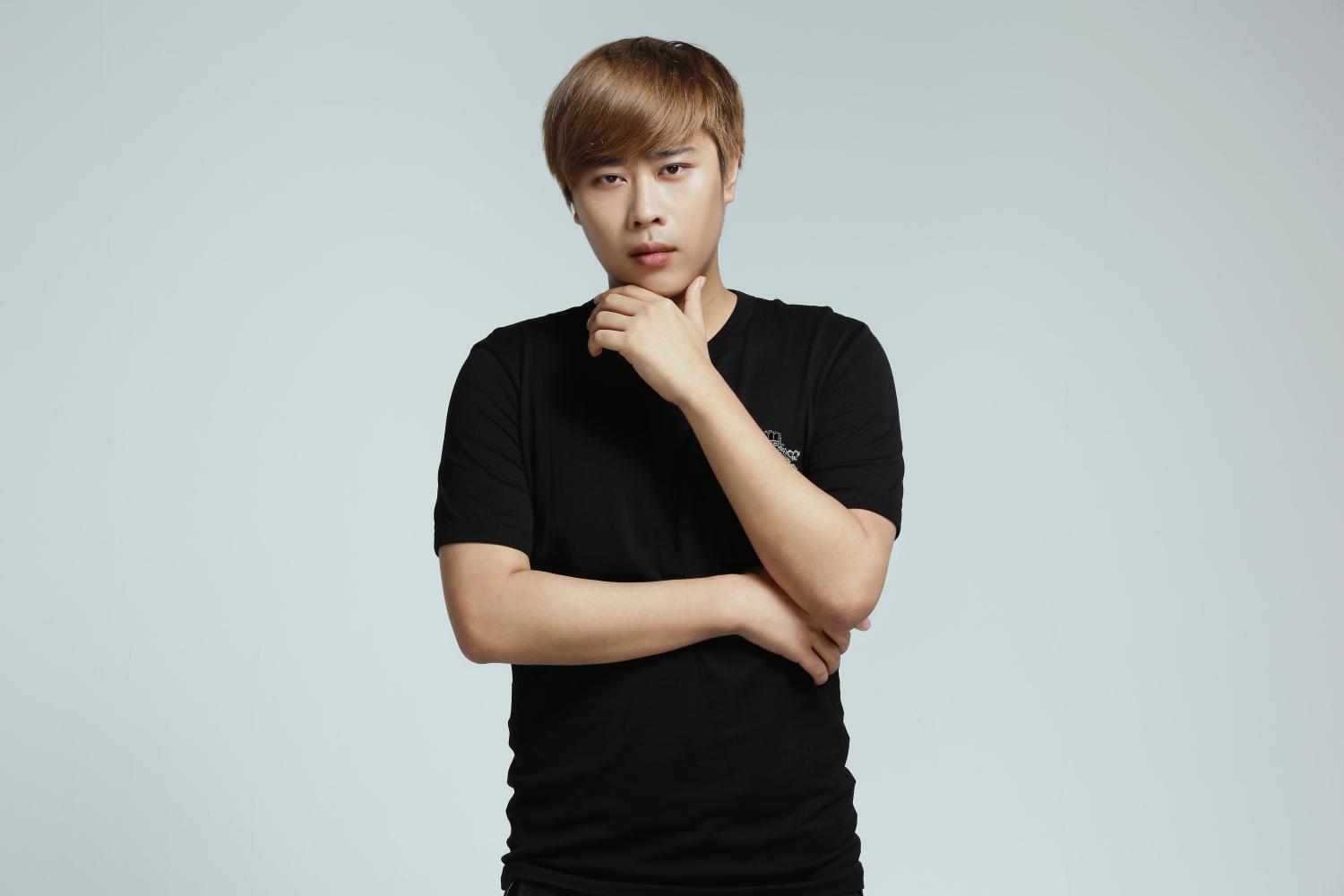 网传两大绝地求生外挂团队在打架, 怪不得卢本伟不敢直播了!