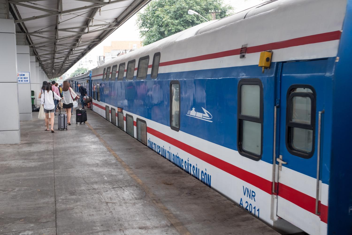 越南双层火车体验座位比高铁还宽敞厕所上的字看乐中国人