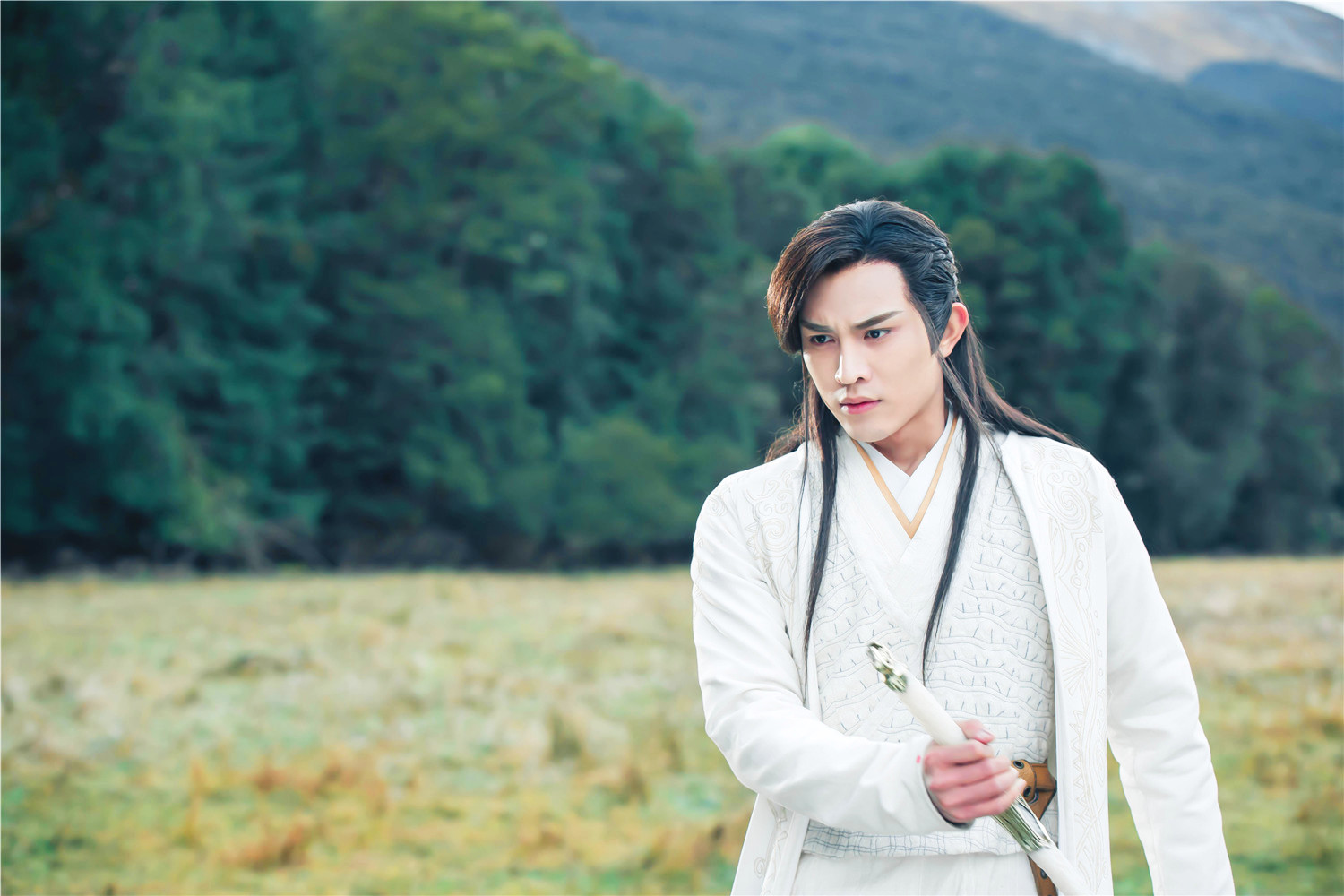 北电学霸主演《蜀山战纪2》扮演女主"梦中英雄"白谷逸