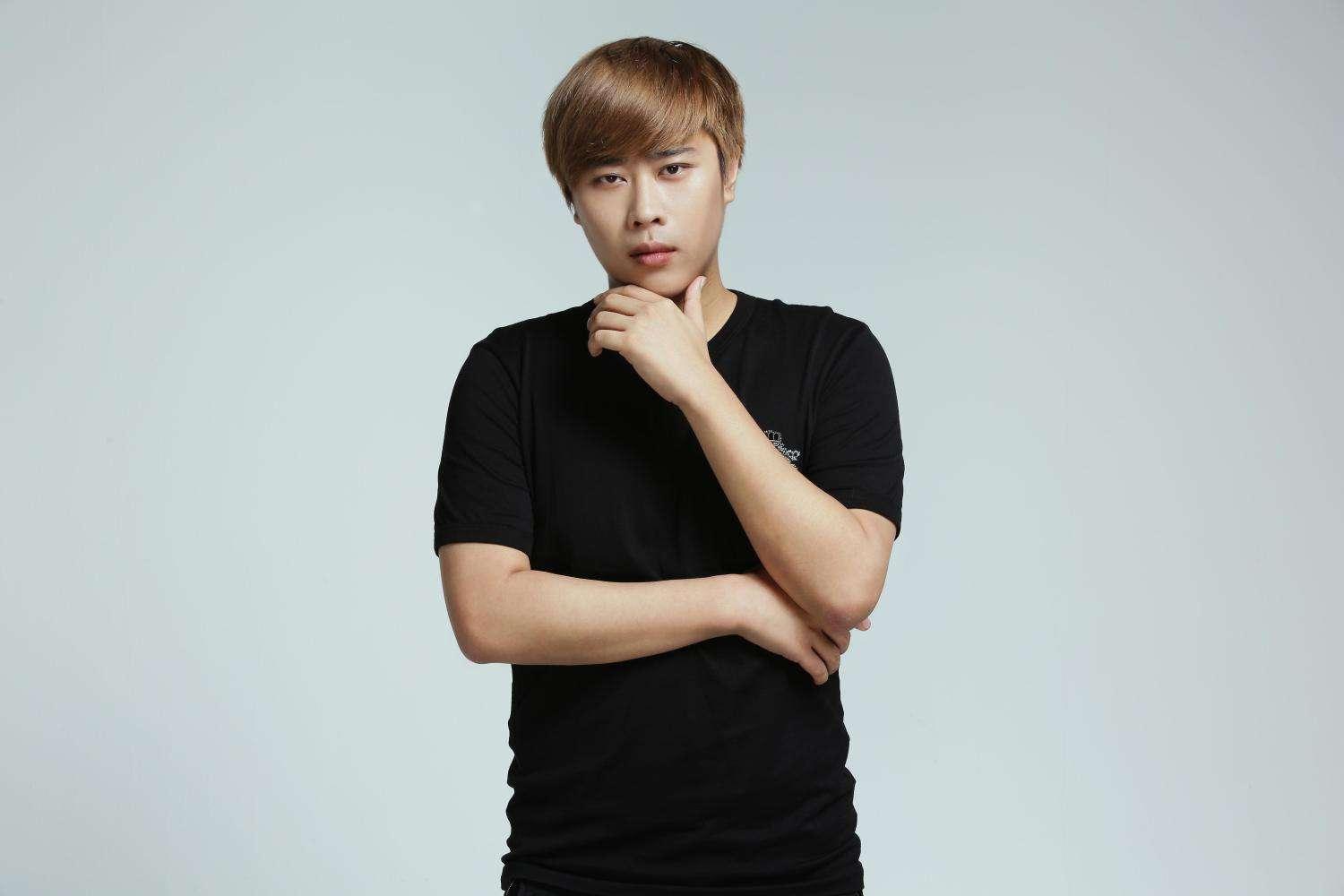 卢本伟已经凉了,而若风现在放出这样的视频,会不会有人来锤他开外挂呢