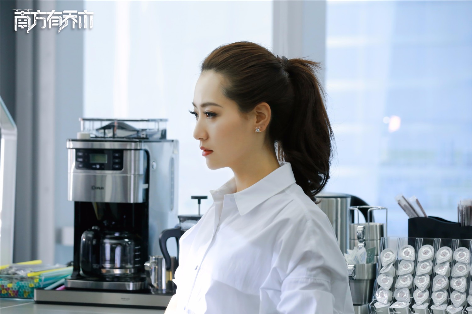 白冰这节奏要开挂!电影电视轮番霸屏