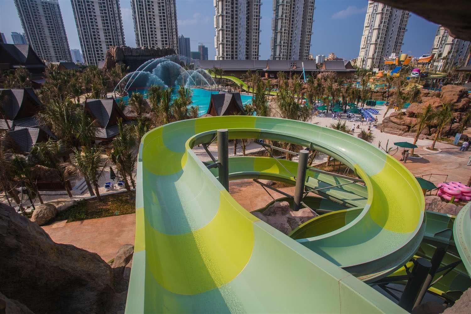 三亚最适合年轻人游玩的酒店三亚湾红树林水上乐园实景