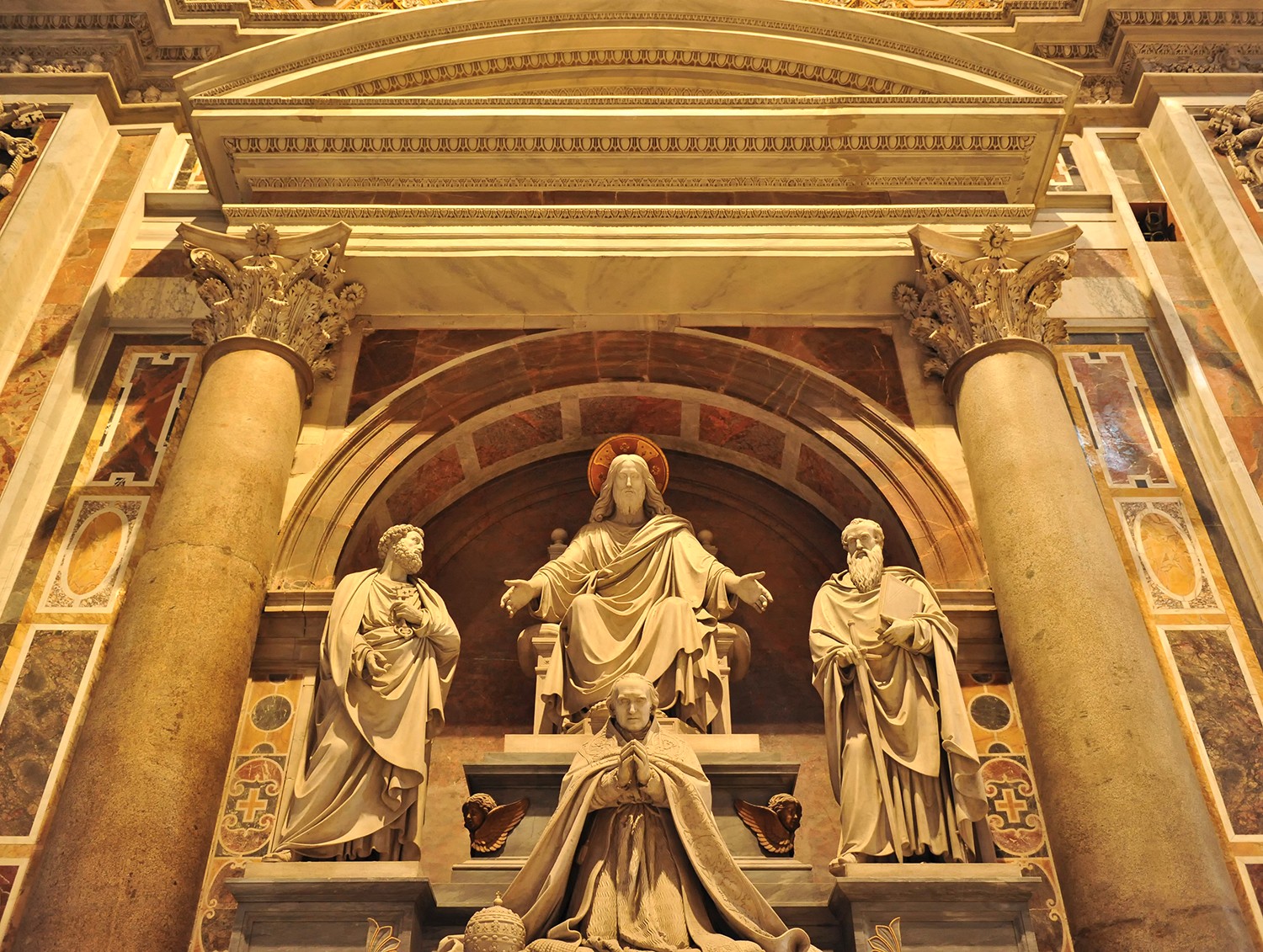 世界上面积最小的国家,也是全世界的天主教的中心,是天主教教廷所在地