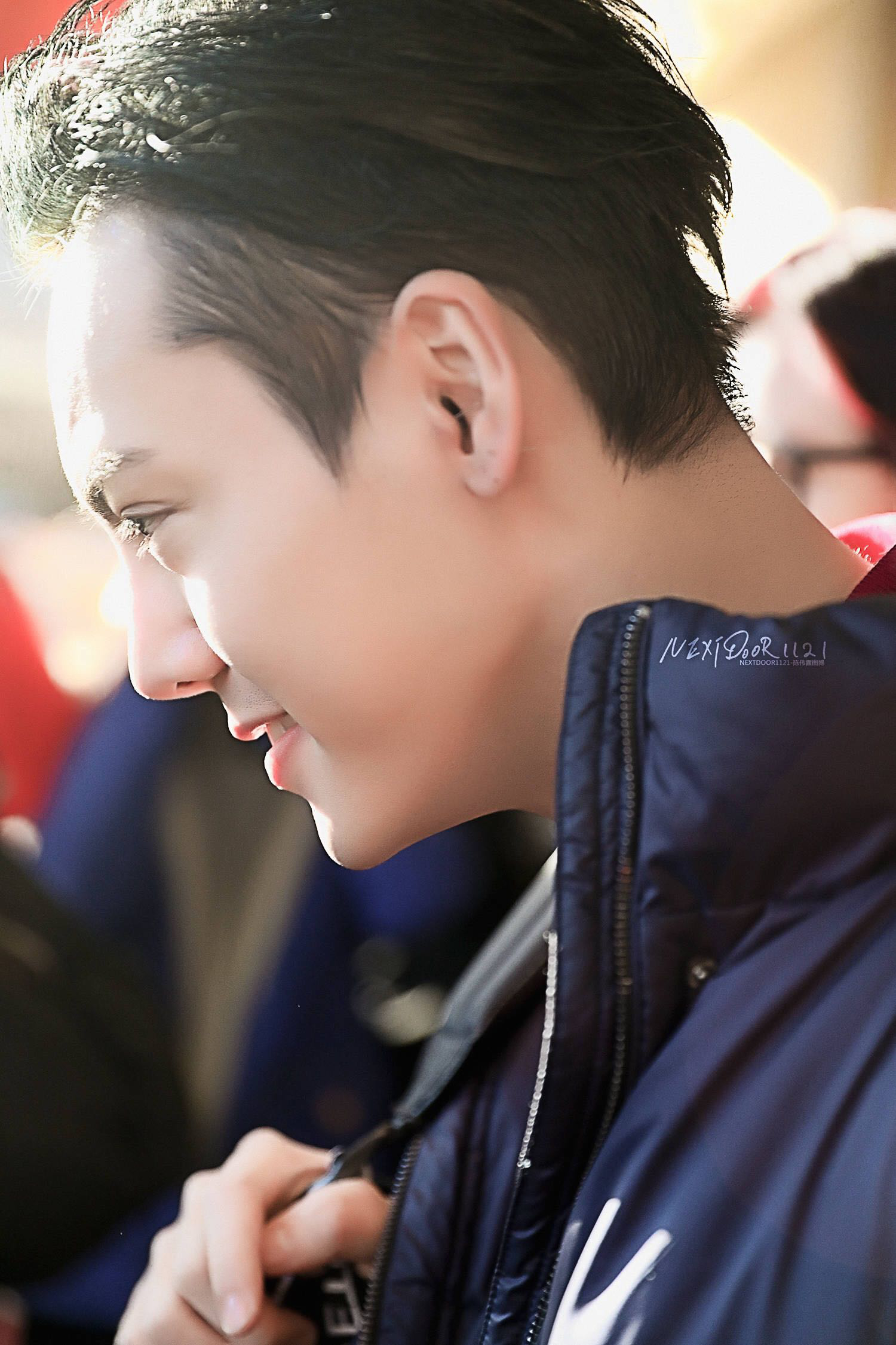 陈伟霆亮相春晚第六次联排侧颜正脸全方面无死角!