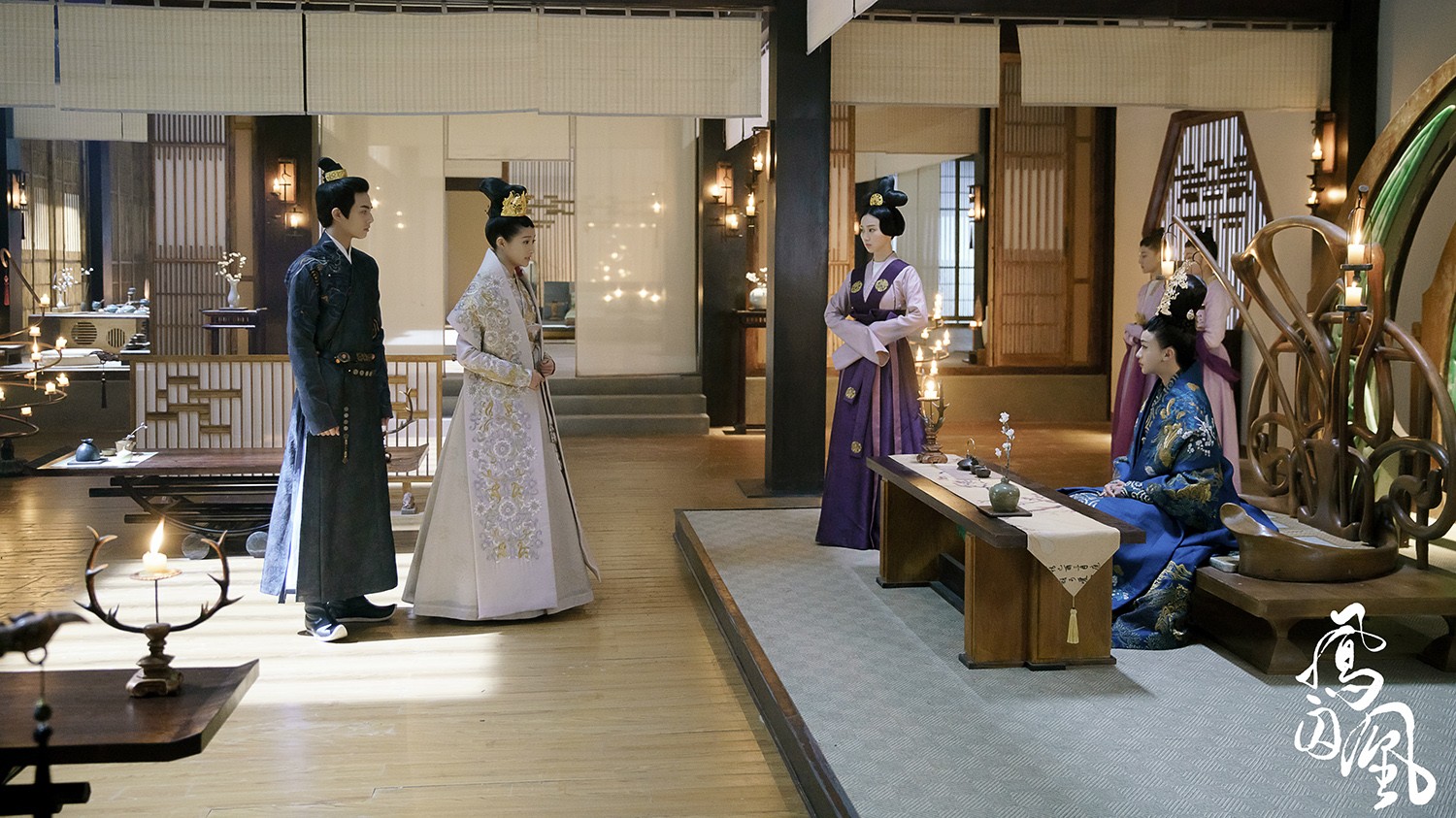 关晓彤宋威龙"迷途知返" 《凤囚凰》"初融"同房再添蜜趣