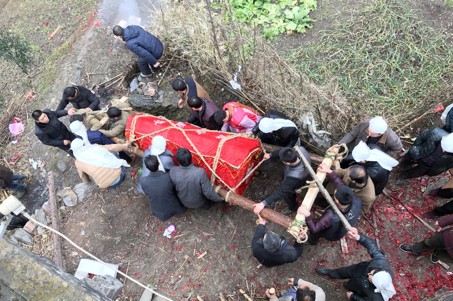 陕南葬礼完整版,了解山区别样风土人情