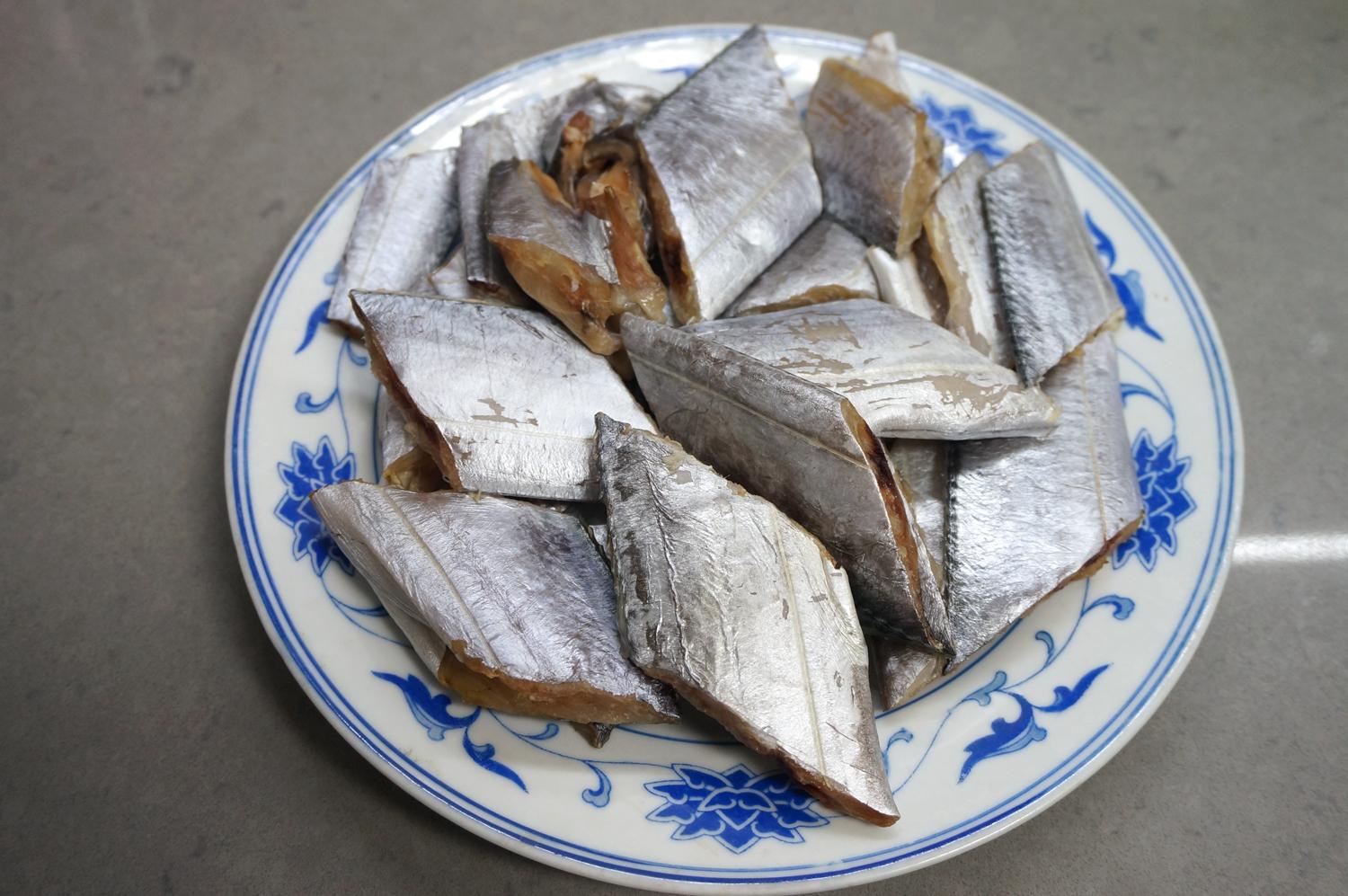 常吃这种鱼,能降低胆固醇和血压,肉多刺少还不贵,全家都适合!