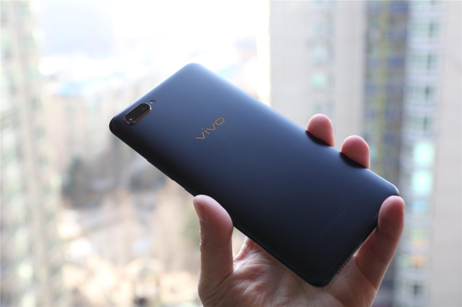 vivo屏幕指纹新机评测