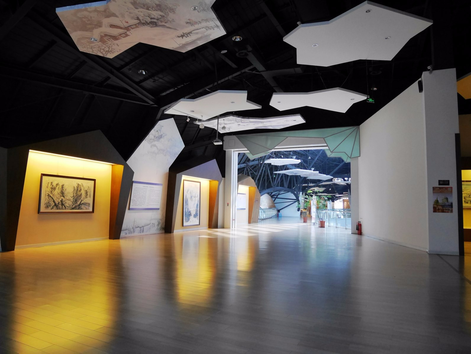 哈尔滨美术馆盘点, 哈尔滨也可以艺术范儿