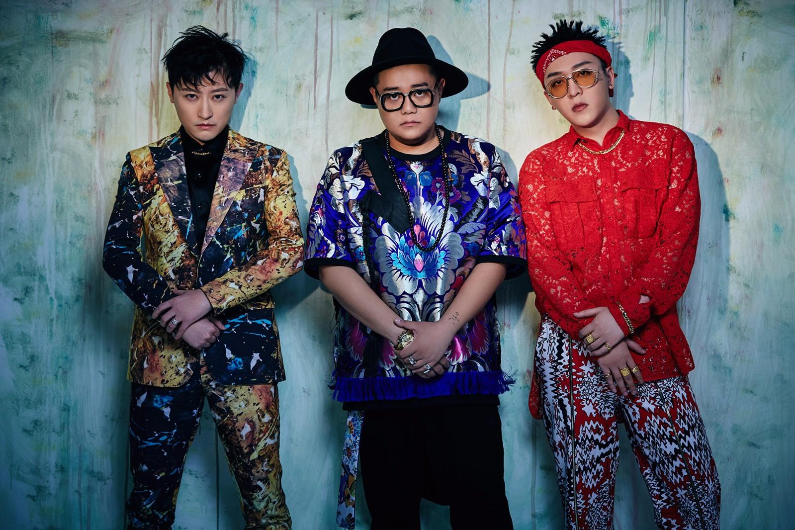 耀乐团用《镜花园》超越了2017年