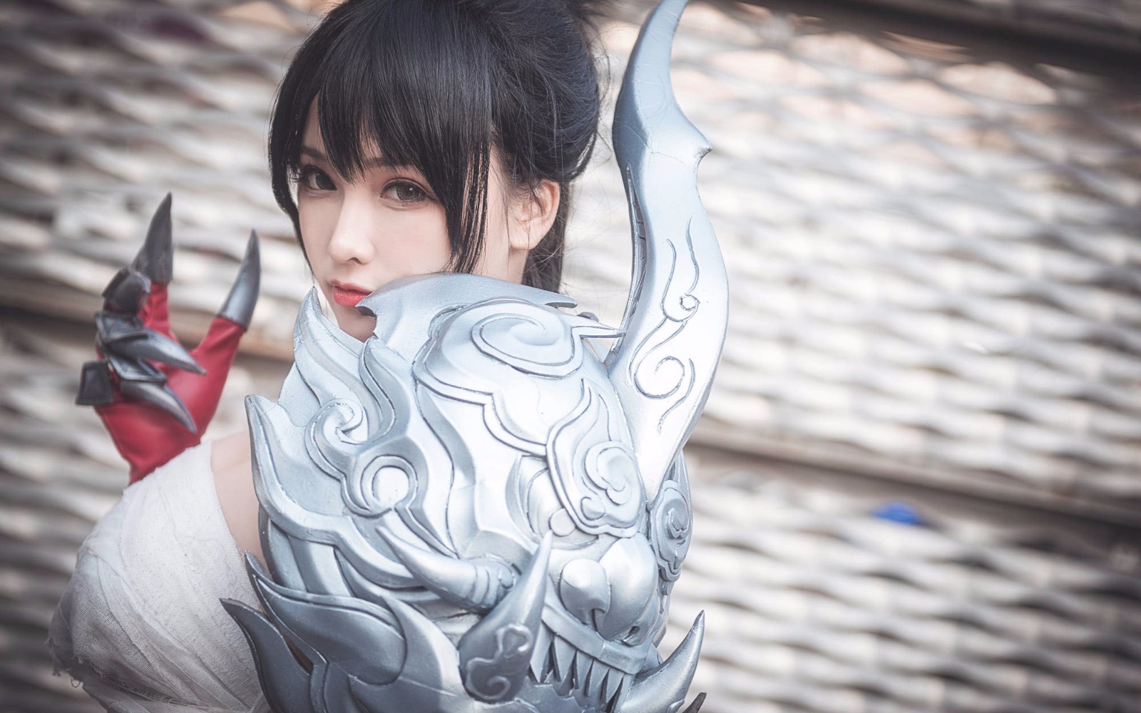 小姐姐的帅气cos天谕斗鱼鸽王简言美到令人发指