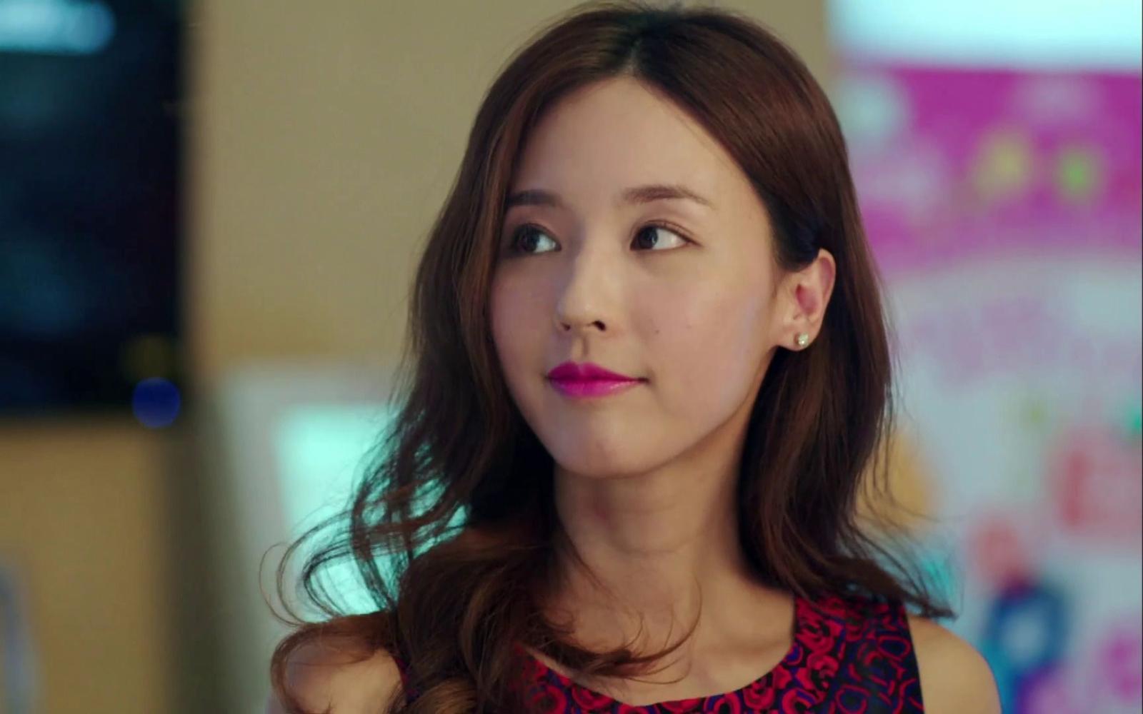 强吻刘嘉玲后, 马景涛再与吴佳妮同框合体, 网友齐呼: 在一起!