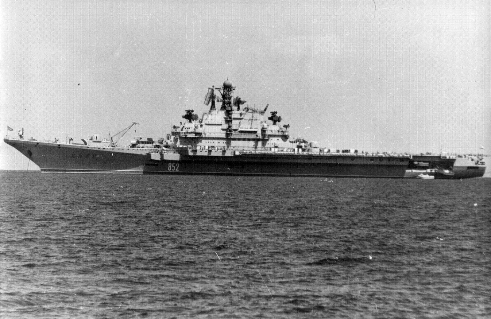 苏联的1143型基辅级载机巡洋舰(非典型的航母)图片一组