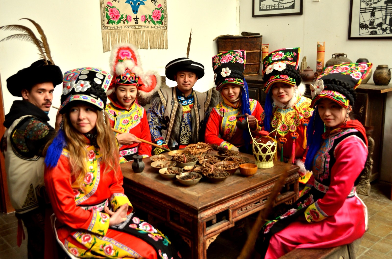 巴山深处的神秘部落|羌族|巴山|宁强_新浪新闻