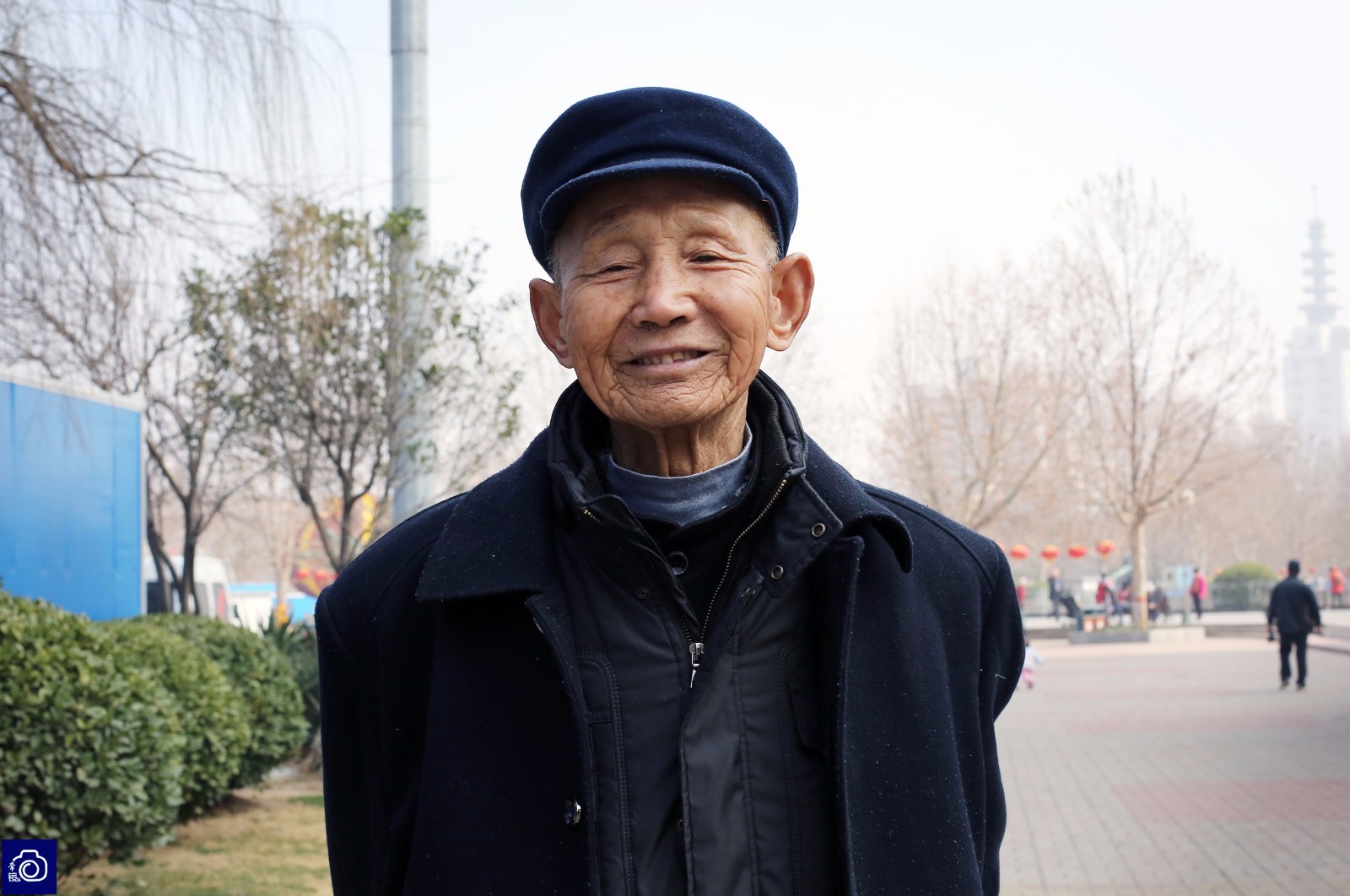 88岁老人春节过后害怕孤独,宁在广场转一上午也不愿回家