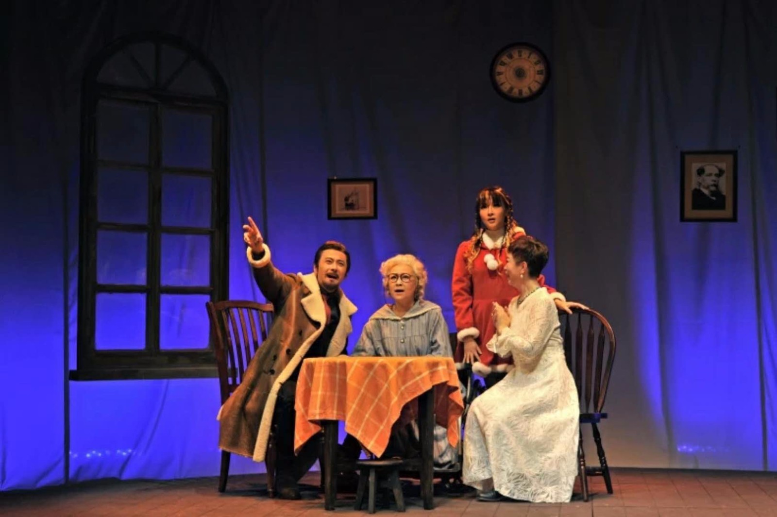 小剧场上演《我爱桃花》唯美演绎情感寓言|我爱桃花|邹静之|戏剧_新浪