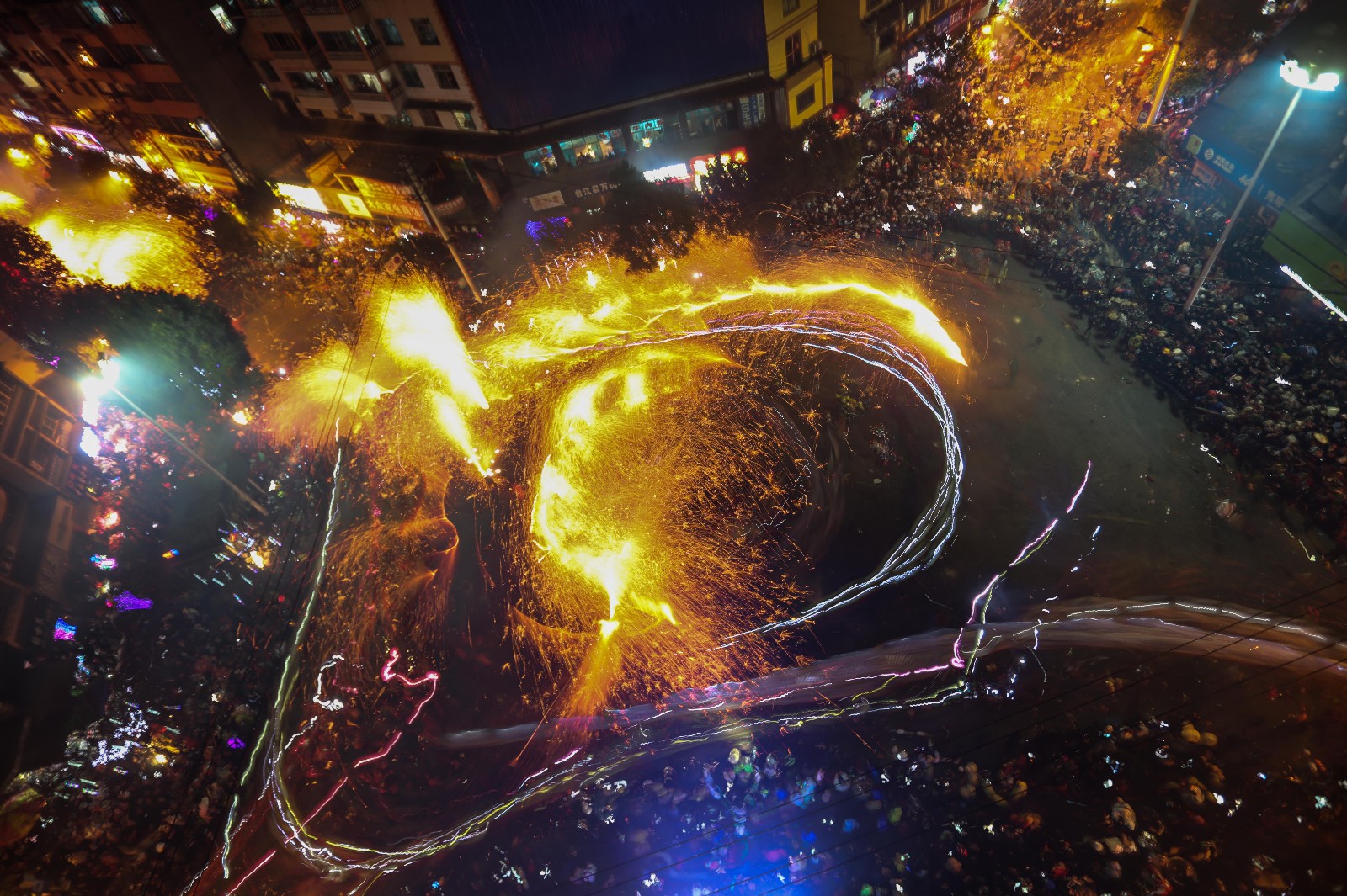 贵州台江:"舞龙嘘花"闹元宵|台江|台江县|元宵_新浪新闻