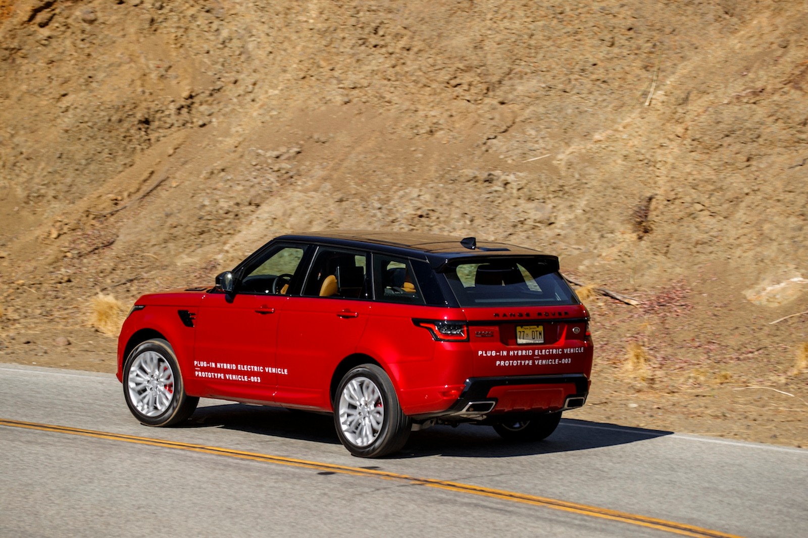 路虎揽胜(配置|询价)p400e和揽胜sport p400e明年都会上市销售