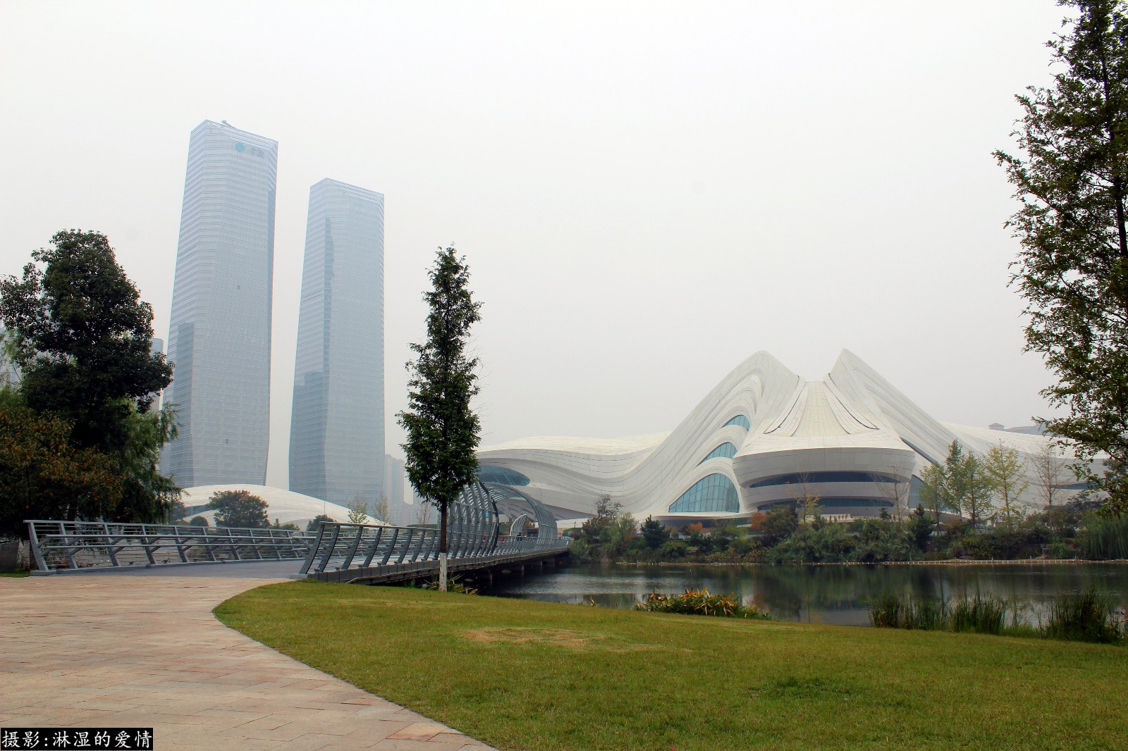 长沙梅溪湖有座节庆岛,风光优美是摄影的天堂,休闲的好去处!