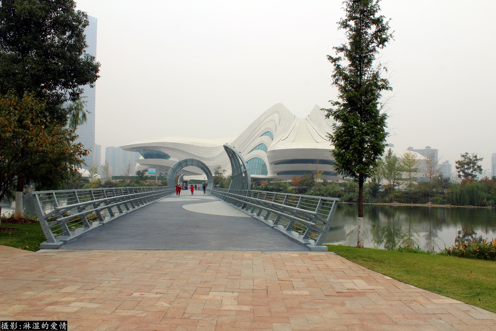 长沙梅溪湖有座节庆岛,风光优美是摄影的天堂,休闲的好去处!